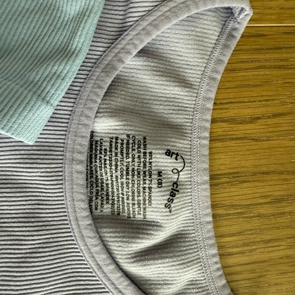 art class Pack of two :
Lavender and Light Blue Ribbed Fitted Crop Tank - Picture 3 of 3